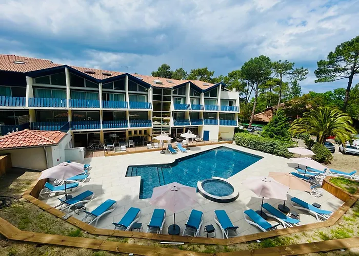 Hotel Logis Lacotel