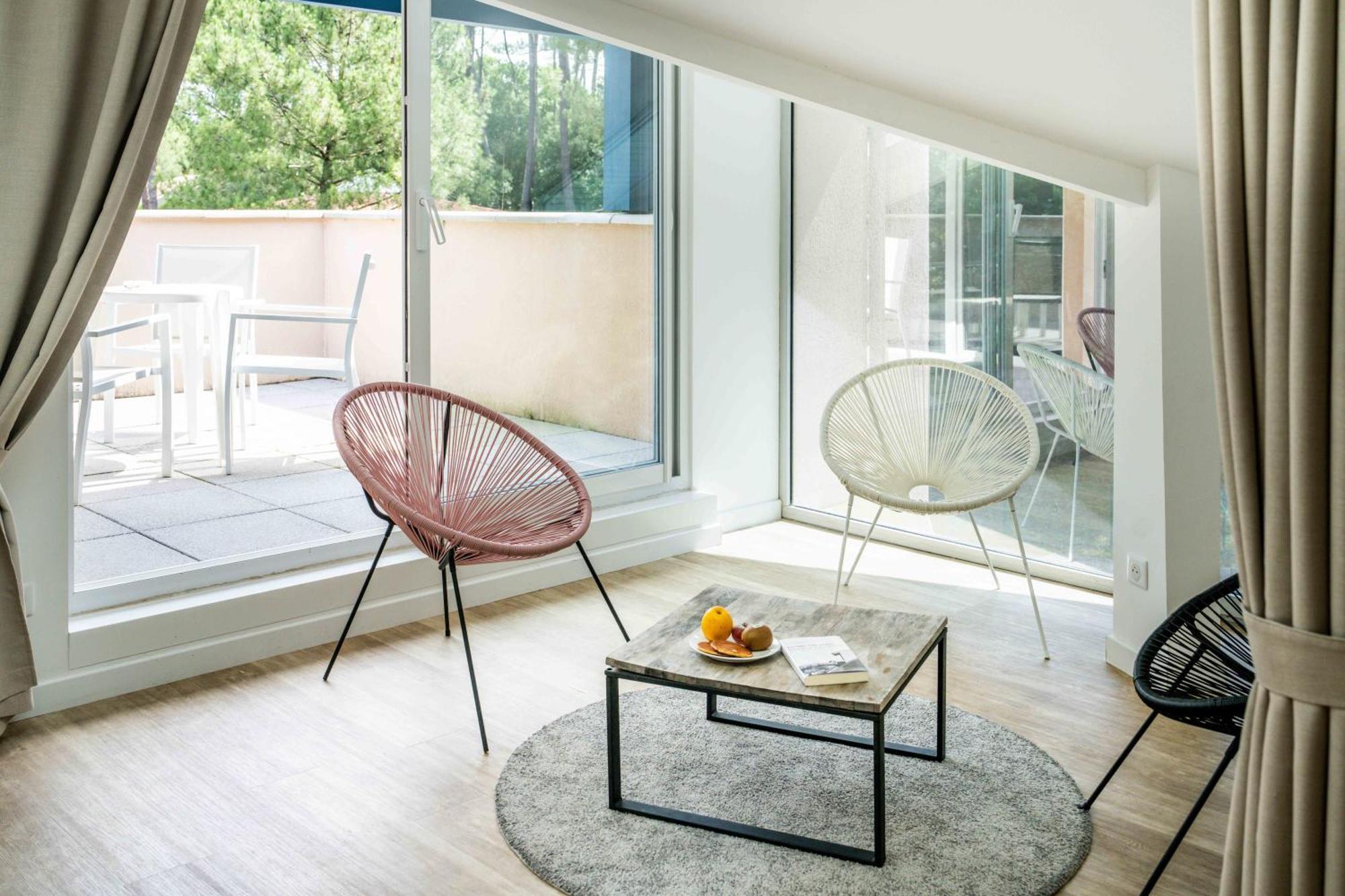 Logis Lacotel 3*