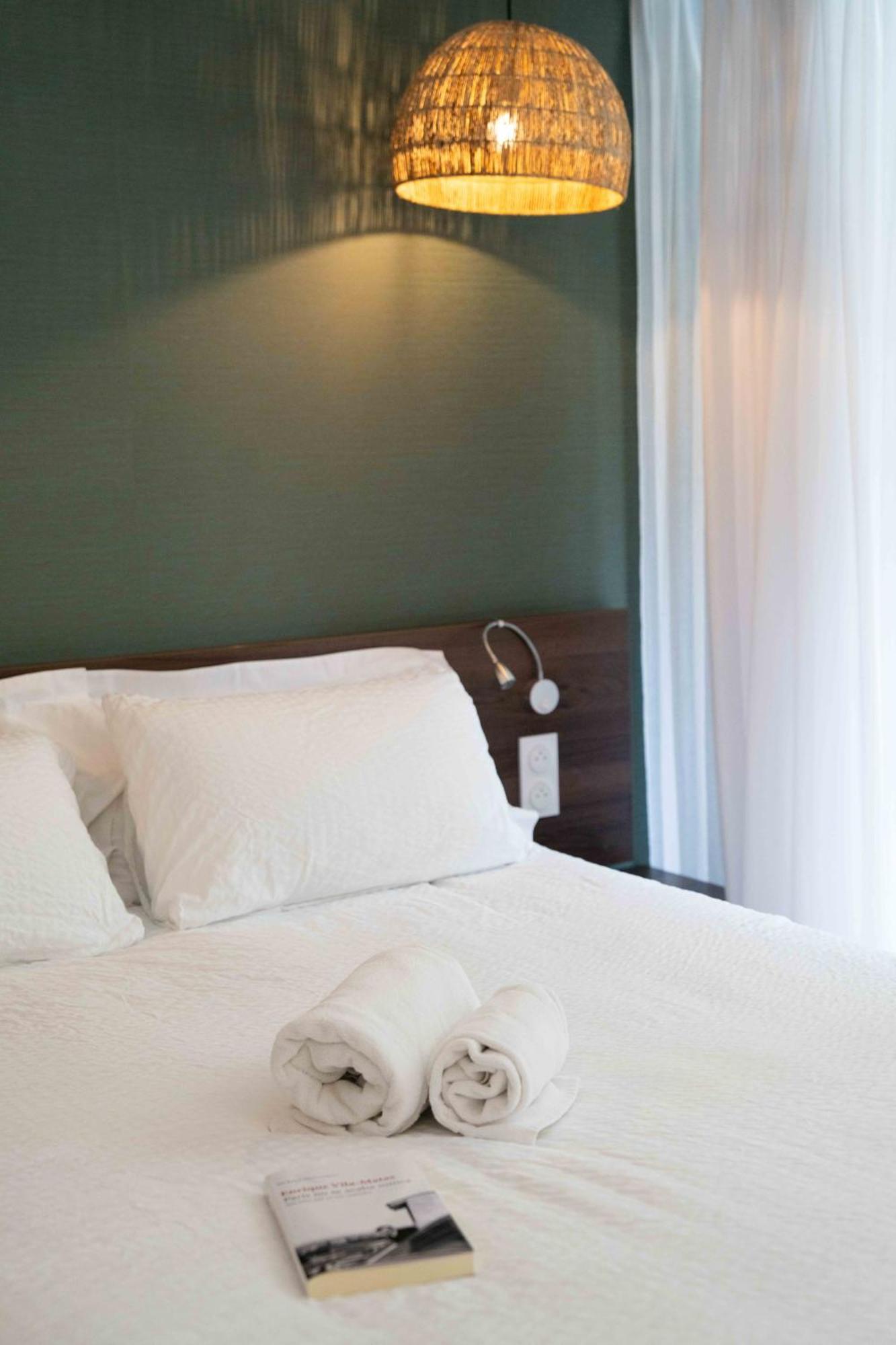 Hotel Logis Lacotel 3*