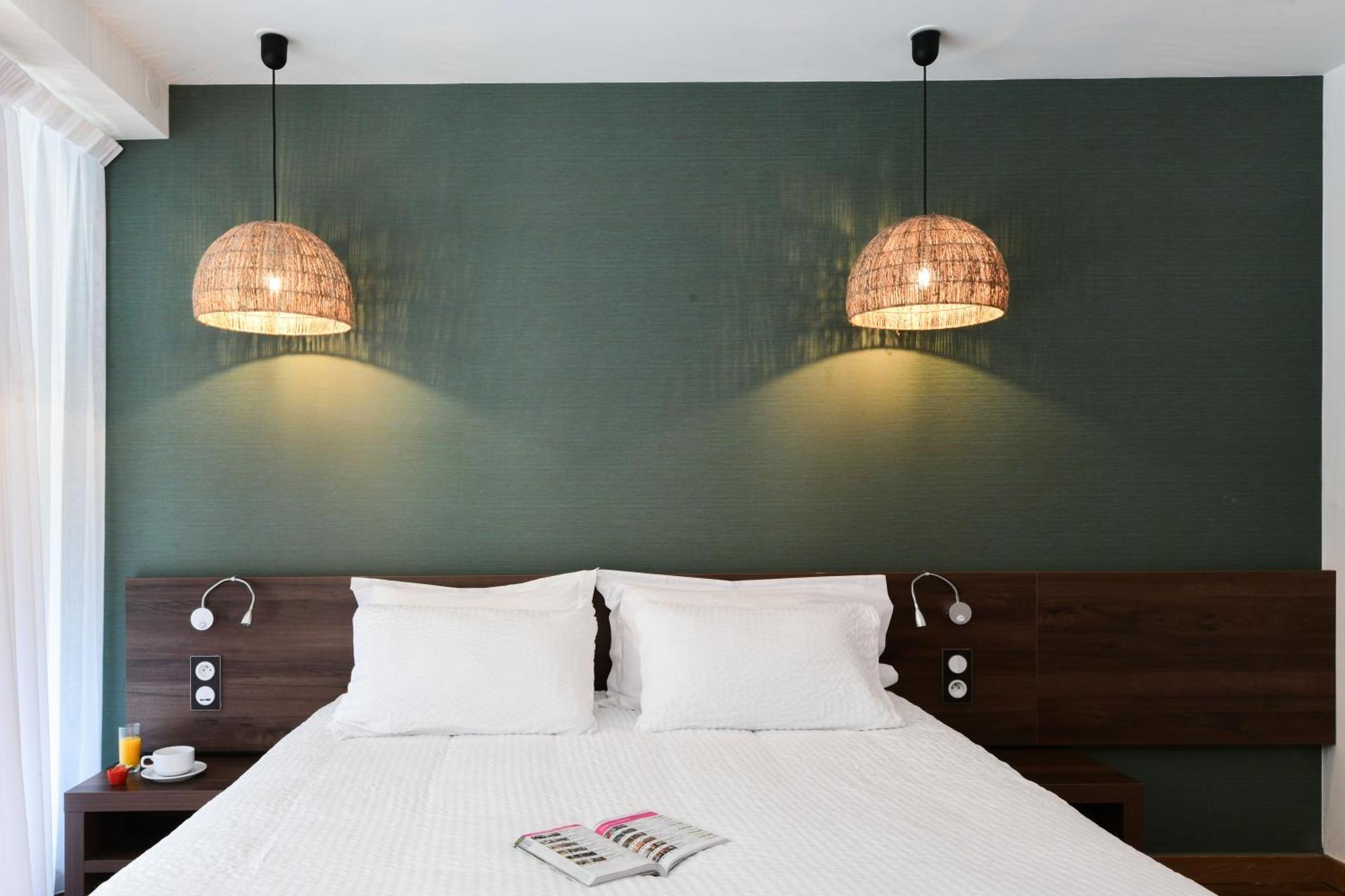 Logis Lacotel