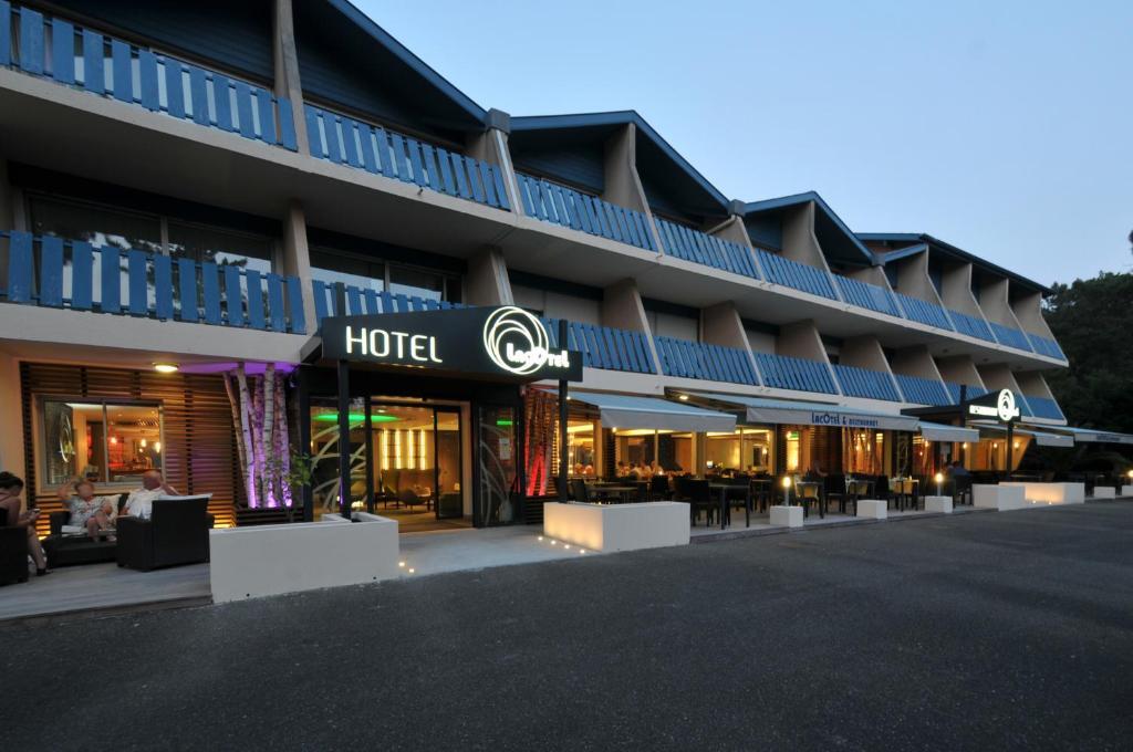 Hotel Logis Lacotel