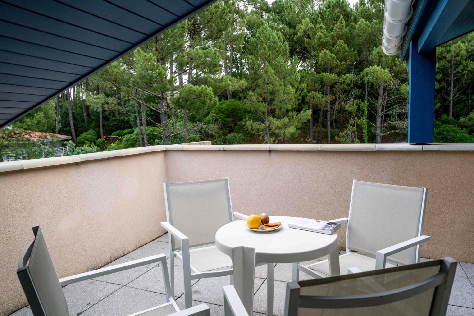 Hotel Logis Lacotel